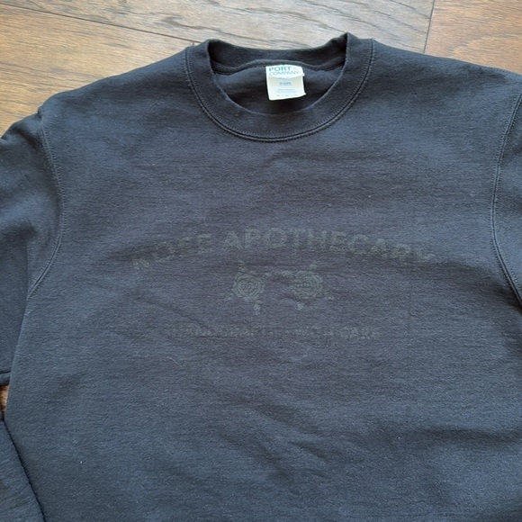Rose Apothecary Black Crewneck Sweatshirt - Picture 4 of 11